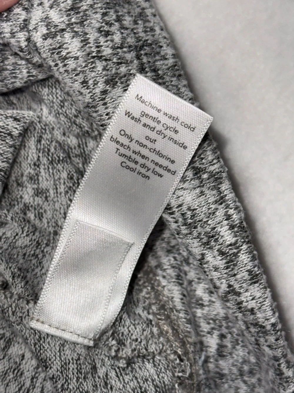 Athleta Gray Marled Crew Long Sleeve Sweatshirt Pullover Women Sz L - Picture 4 of 8